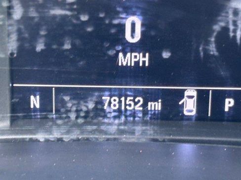 Used 2022 Chevrolet Malibu LT FWD image 25