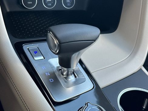 Used 2026 Genesis G70 2.5T RWD image 21
