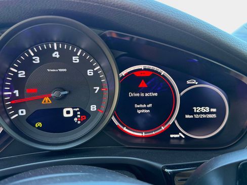 Used 2022 Porsche Panamera 4 image 52