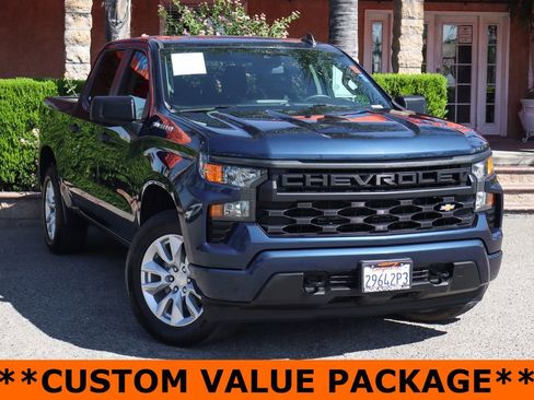 Used 2022 Chevrolet Silverado 1500 Custom image 2