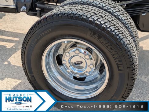New 2026 Ford F350 4x4 Crew Cab DRW Super Duty image 27