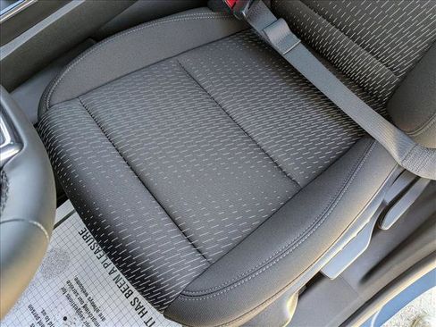 New 2026 Chevrolet Equinox LT w/ Safety and Technology Package image 4