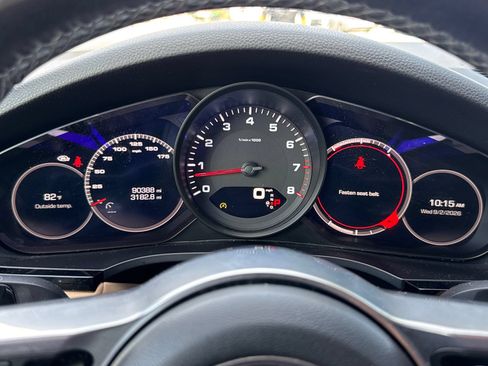Used 2019 Porsche Cayenne AWD/4WD image 20