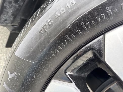 Used 2023 Chevrolet TrailBlazer LT w/ Convenience Package image 31