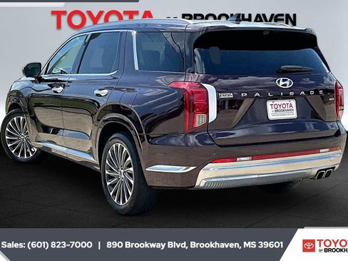 Used 2024 Hyundai Palisade Calligraphy AWD/4WD image 2