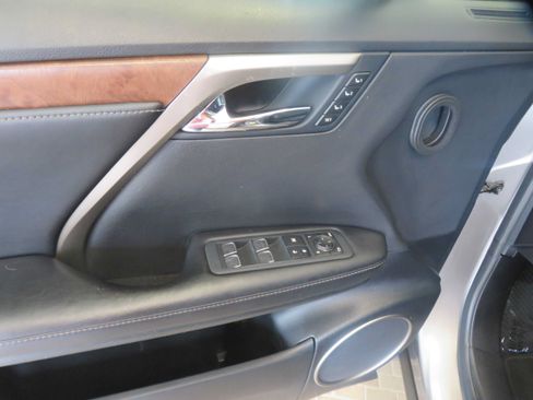 Used 2021 Lexus RX 350L FWD w/ Premium Package image 14
