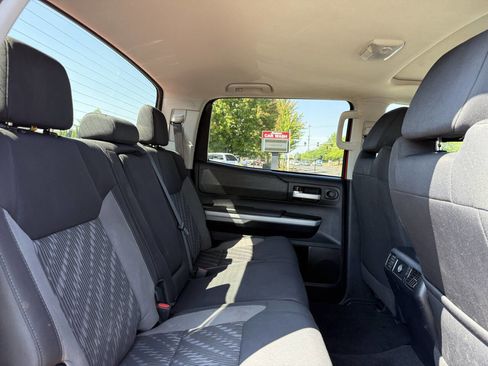 Used 2018 Toyota Tundra SR5 image 8