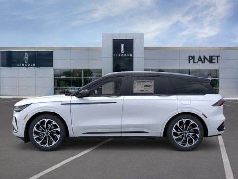 New 2026 Lincoln Nautilus Reserve AWD/4WD image 3