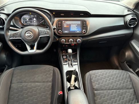 Certified 2024 Nissan Kicks SV FWD image 15