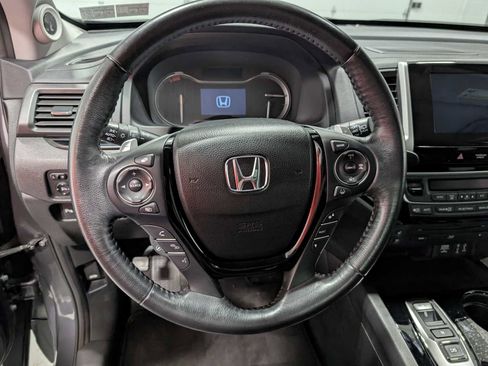 Used 2017 Honda Pilot Elite image 39