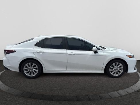 Used 2024 Toyota Camry LE w/ Convenience Package FWD image 10