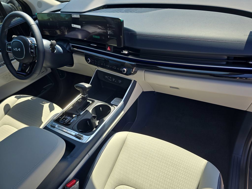 New 2026 Kia Carnival SX Prestige FWD image 12