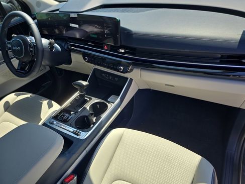 New 2026 Kia Carnival SX Prestige FWD image 12