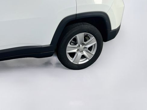 Used 2022 Jeep Compass Latitude w/ Convenience Group AWD/4WD image 28