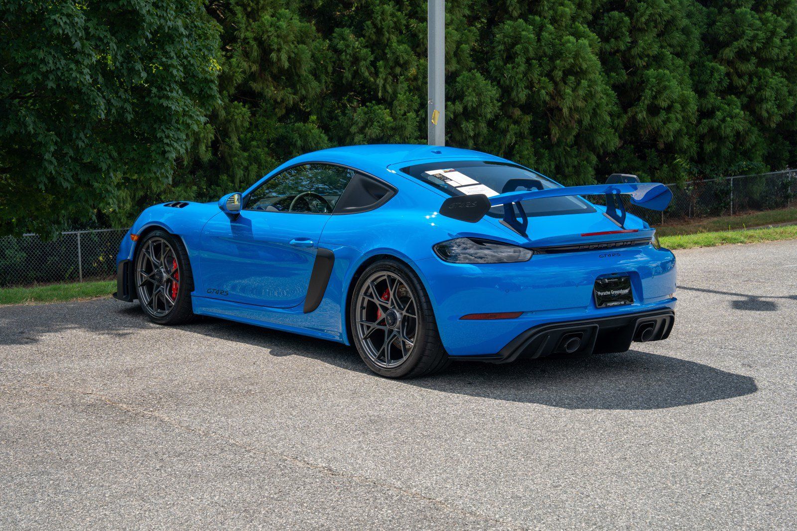 Certified 2025 Porsche 718 Cayman GT4 RS w/ Chrono Package RWD image 3