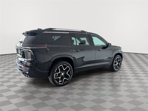 New 2026 Chevrolet Traverse High Country image 12