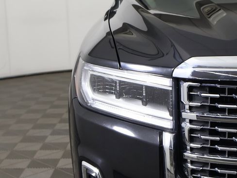 Used 2021 GMC Acadia Denali w/ Denali Technology Package image 18