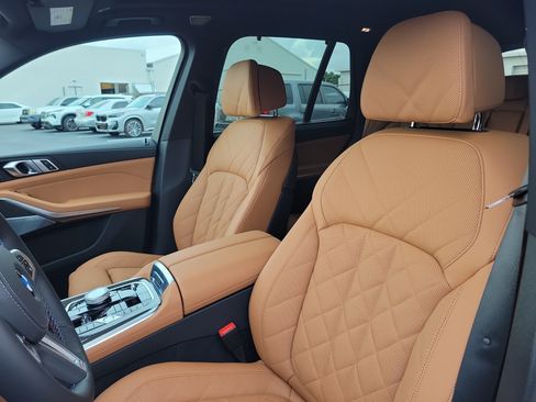 New 2026 BMW X5 M60i AWD/4WD image 17
