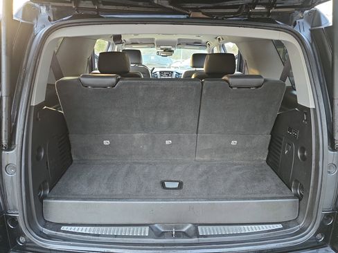 Used 2016 GMC Yukon SLT w/ HD Trailering Package image 13