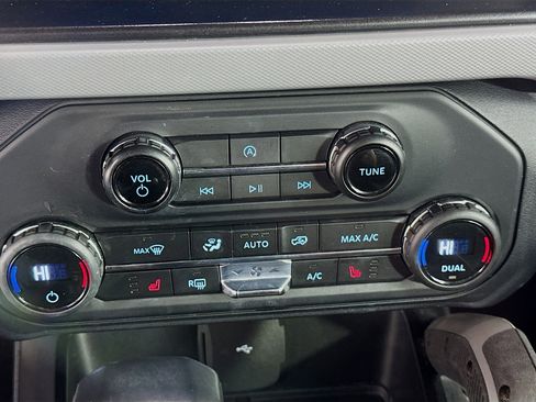 Used 2021 Ford Bronco Big Bend image 24