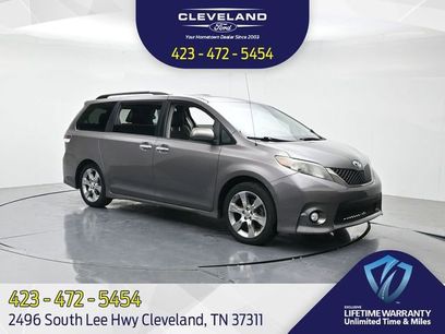 Used 2013 Toyota Sienna SE