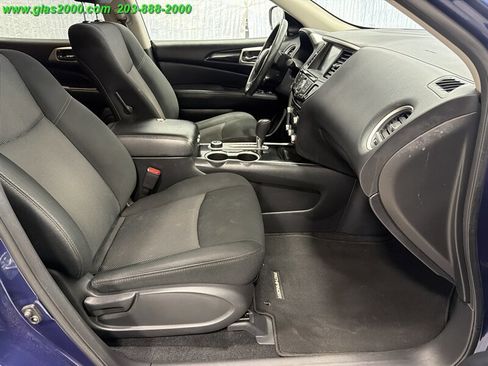 Used 2019 Nissan Pathfinder SV AWD/4WD image 21