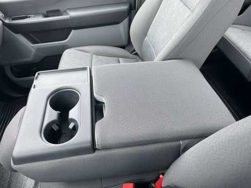 New 2026 Ford F250 XL w/ XL Chrome Package image 47