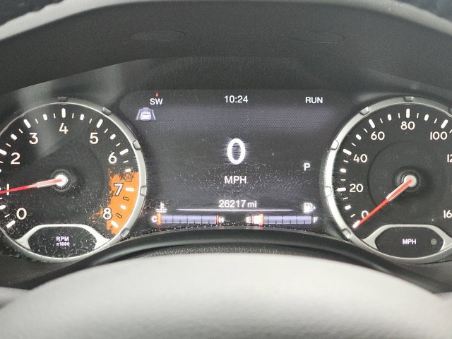 Used 2018 Jeep Renegade Altitude w/ UConnect 8.4 Nav Group FWD image 16