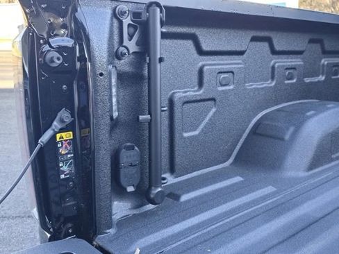 New 2025 GMC Sierra 2500 AT4 w/ AT4 Premium Plus Package image 12