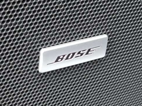 Used 2023 Chevrolet Traverse Premier w/ Redline Edition image 8