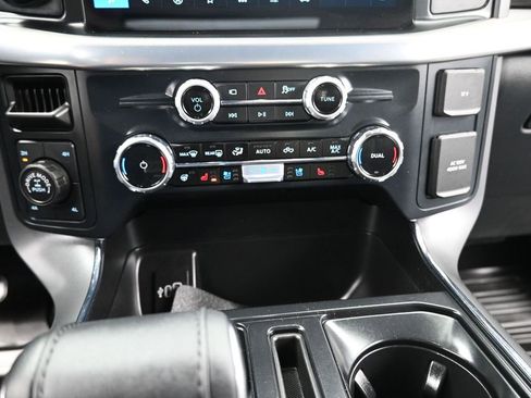 Used 2025 Ford F150 Lariat w/ FX4 Off-Road Package image 14