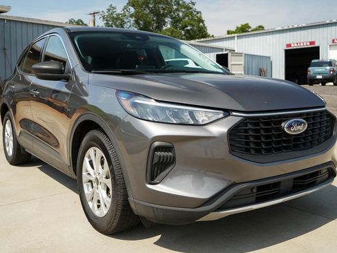 Used 2023 Ford Escape Active FWD image 33