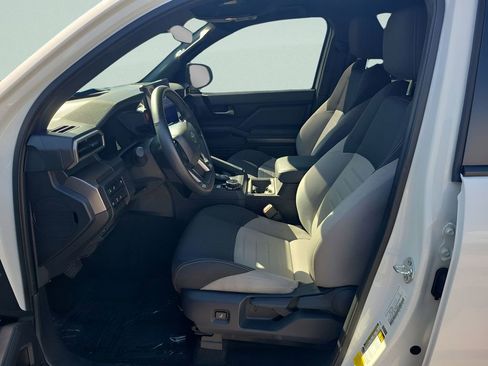 Used 2024 Toyota Tacoma TRD Off-Road image 26