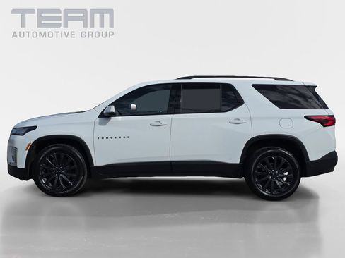 Used 2023 Chevrolet Traverse RS w/ LPO, Floor Liner Package AWD/4WD image 4