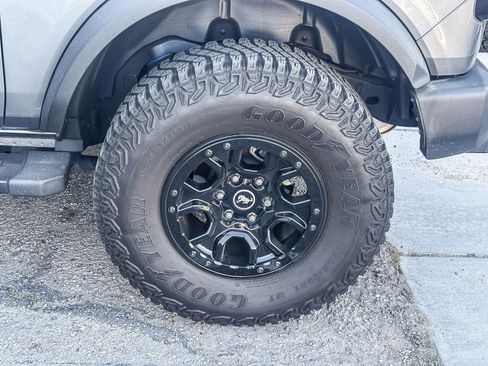 Used 2023 Ford Bronco Wildtrak AWD/4WD image 14