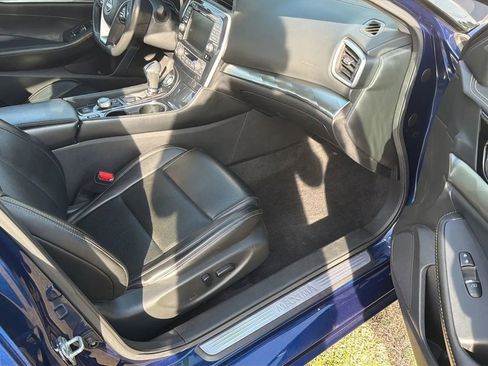 Used 2023 Nissan Maxima SV w/ Floor Mat Group image 28