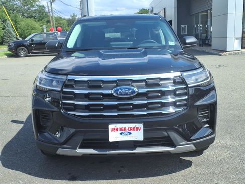 Certified 2026 Ford Explorer Active AWD/4WD image 2