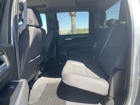 Used 2025 Chevrolet Silverado 2500 LT w/ Convenience Package image 25