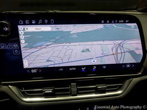 New 2026 Chevrolet Equinox EV LT image 16