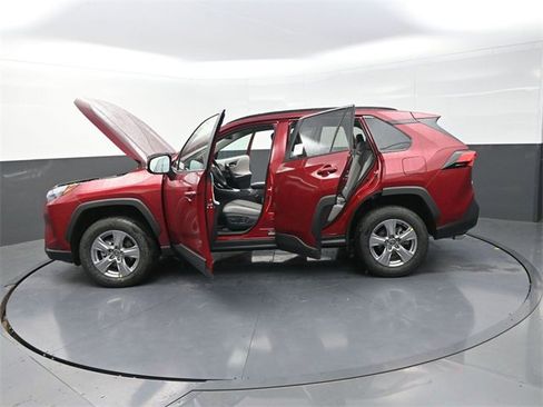 New 2025 Toyota RAV4 XLE image 38
