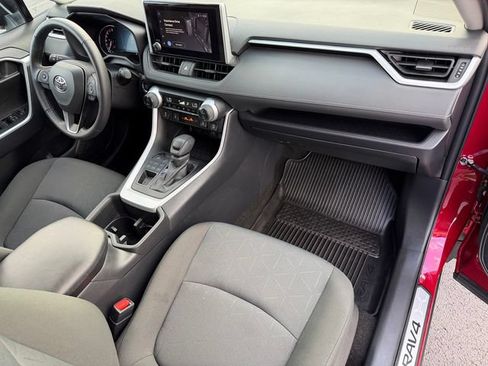 Certified 2025 Toyota RAV4 XLE w/ Convenience Package AWD/4WD image 19