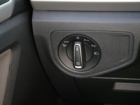 Certified 2023 Volkswagen Atlas Cross Sport SE AWD/4WD image 26