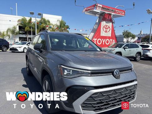 Used 2025 Volkswagen Taos S AWD/4WD image 1