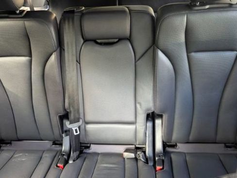 Used 2017 Audi Q7 2.0T Premium Plus w/ Premium Plus Package image 23