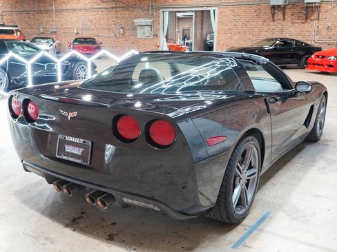 Used 2009 Chevrolet Corvette Convertible w/ Preferred Equipment Group RWD image 38