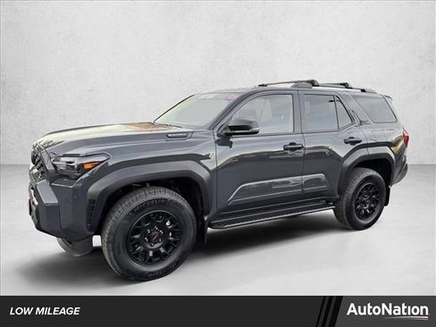 Certified 2025 Toyota 4Runner 4WD image 1
