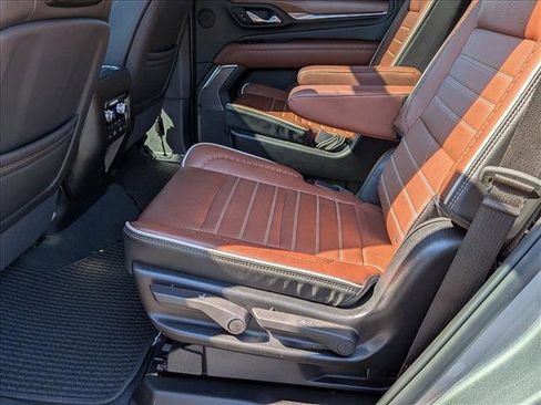 Used 2024 GMC Yukon Denali Ultimate AWD/4WD image 22