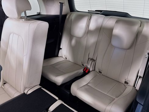 Certified 2023 Mercedes-Benz GLB 250 4MATIC image 10