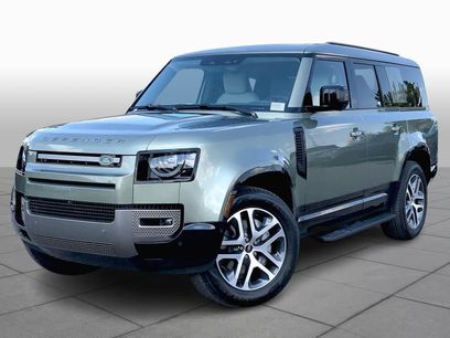 New 2025 Land Rover Defender 130 X-Dynamic SE