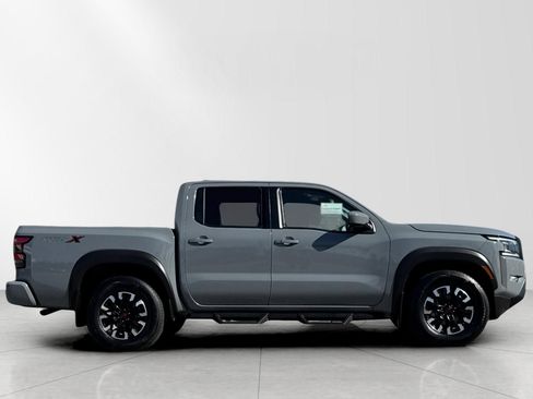 Used 2022 Nissan Frontier Pro-X w/ Technology Package image 2